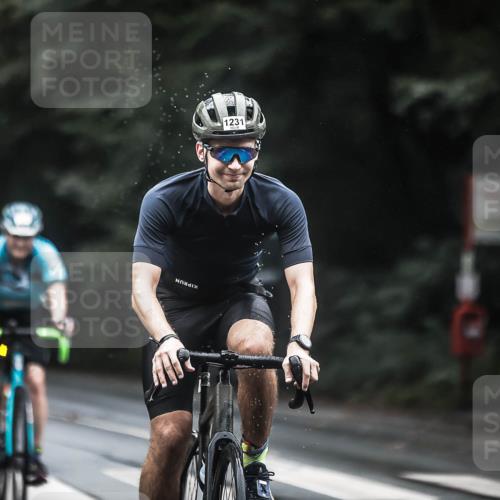 13.09.2026 - Stadtparktriathlon H.Heesch http://msf.ph/oto/10314333 13.09.2026 12:56:48 Radfahren 1083, 1105, 1115, 1163, 1176, 1205, 1231, 1241, 1272, 1386 meine-sportfotos.de