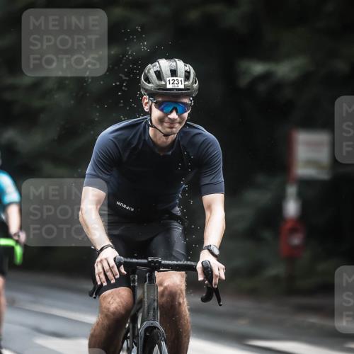 13.09.2026 - Stadtparktriathlon H.Heesch http://msf.ph/oto/10314338 13.09.2026 12:56:48 Radfahren 1083, 1105, 1115, 1163, 1176, 1205, 1231, 1241, 1272, 1386 meine-sportfotos.de