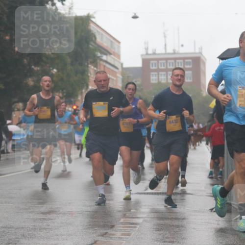 13.09.2026 - Kiel Lauf Markus Tischler http://msf.ph/oto/10314366 13.09.2026 10:42:37 Fleethörn 5567, 8701, 4432, 11 meine-sportfotos.de