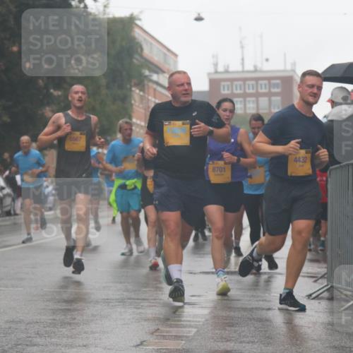 13.09.2026 - Kiel Lauf Markus Tischler http://msf.ph/oto/10314375 13.09.2026 10:42:37 Fleethörn 5567, 8701, 4432 meine-sportfotos.de