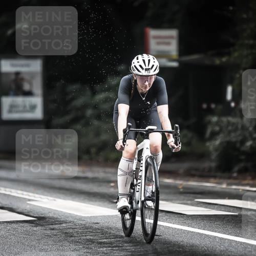 13.09.2026 - Stadtparktriathlon H.Heesch http://msf.ph/oto/10314407 13.09.2026 11:49:35 Radfahren 710, 735, 738, 750, 765, 793, 810, 919, 941 meine-sportfotos.de