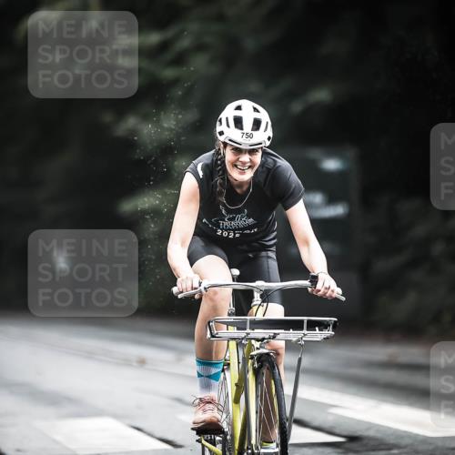13.09.2026 - Stadtparktriathlon H.Heesch http://msf.ph/oto/10314451 13.09.2026 11:49:37 Radfahren 710, 735, 738, 750, 765, 793, 810, 919, 941 meine-sportfotos.de
