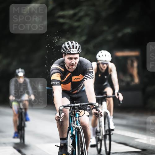 13.09.2026 - Stadtparktriathlon H.Heesch http://msf.ph/oto/10314537 13.09.2026 11:49:47 Radfahren 712, 802, 934 meine-sportfotos.de