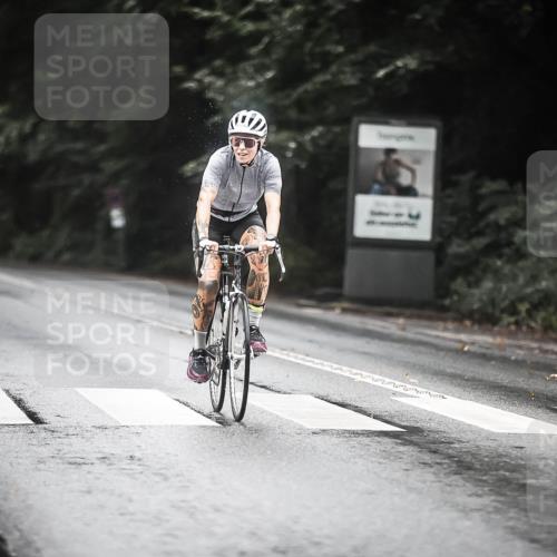 13.09.2026 - Stadtparktriathlon H.Heesch http://msf.ph/oto/10314563 13.09.2026 12:57:08 Radfahren 1198, 1265, 1346 meine-sportfotos.de