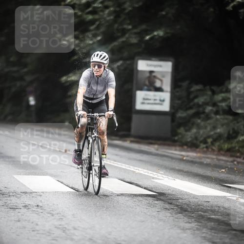 13.09.2026 - Stadtparktriathlon H.Heesch http://msf.ph/oto/10314568 13.09.2026 12:57:08 Radfahren 1198, 1265, 1346 meine-sportfotos.de