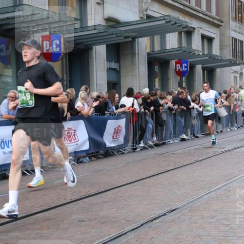 13.09.2026 - 21. swb-Marathon Bremen Strokosch-Dieckow http://msf.ph/oto/10314591 13.09.2026 13:15:45 Ziel 145, 481, 663, 740, 982, 1605, 1955, 2623, 3134, 3149, 4128, 4823, 5430, 5474, 5913, 6106, 6481, 6721, 6744, 7307, 7413, 8398, 8487, 9122, 9278, 13008, 13149, 13158, 1033, 1445, 2733, 3119, 3346, 3422, 3536, 3689, 3836, 3991, 4212, 4573, 4653, 4663, 5533, 5588, 6162, 6515, 6526, 7203, 7291, 7346, 7992, 9029, 9391, 9475, 9777, 13249 meine-sportfotos.de