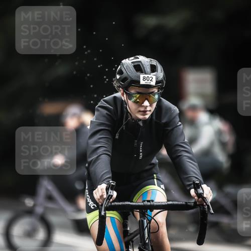 13.09.2026 - Stadtparktriathlon H.Heesch http://msf.ph/oto/10314626 13.09.2026 11:49:49 Radfahren 712, 802, 934 meine-sportfotos.de