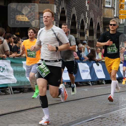13.09.2026 - 21. swb-Marathon Bremen Strokosch-Dieckow http://msf.ph/oto/10314628 13.09.2026 13:05:58 Ziel 1017, 1301, 1562, 1879, 2538, 3242, 3271, 4157, 5199, 5725, 6025, 6579, 7141, 8973, 681, 3297, 3466, 4614, 5803, 6686, 7336, 7399, 8670, 8983, 9429 meine-sportfotos.de