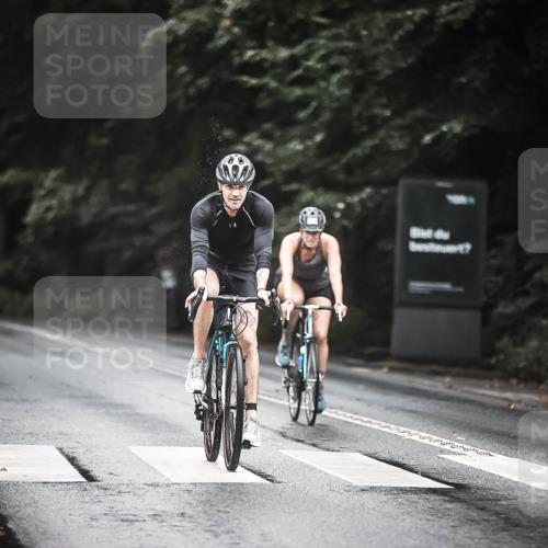 13.09.2026 - Stadtparktriathlon H.Heesch http://msf.ph/oto/10314630 13.09.2026 12:57:11 Radfahren 1198, 1265, 1333, 1346 meine-sportfotos.de