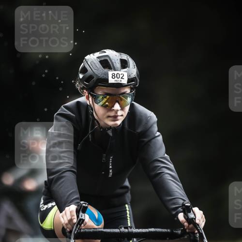 13.09.2026 - Stadtparktriathlon H.Heesch http://msf.ph/oto/10314643 13.09.2026 11:49:49 Radfahren 712, 802, 934 meine-sportfotos.de