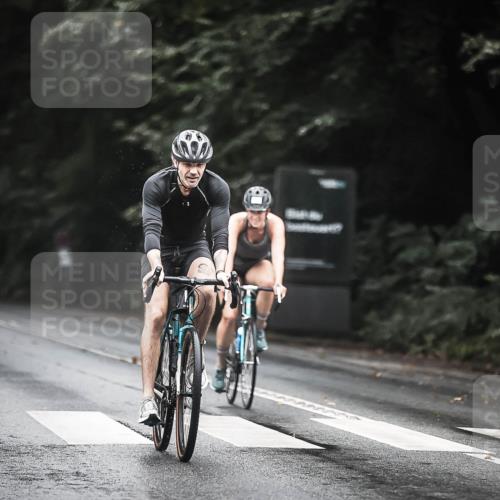 13.09.2026 - Stadtparktriathlon H.Heesch http://msf.ph/oto/10314651 13.09.2026 12:57:11 Radfahren 1198, 1265, 1333, 1346 meine-sportfotos.de