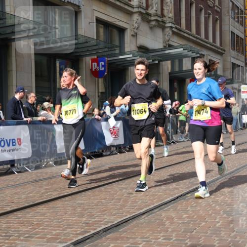 13.09.2026 - 21. swb-Marathon Bremen Strokosch-Dieckow http://msf.ph/oto/10314659 13.09.2026 10:56:36 Ziel 10157, 10408, 10486, 10540, 10610, 10771, 10772, 10888, 11000, 11064, 11079, 11328, 11474, 11872, 11946, 12032, 12284, 12434, 10184, 10211, 10240, 10322, 10356, 10372, 10540, 10670, 10675, 10721, 10824, 10844, 10936, 11069, 11256, 11317, 11349, 11407, 11474, 11570, 11601, 11693, 11795, 11844, 11855, 11871, 11911, 11996, 12452, 12543 meine-sportfotos.de