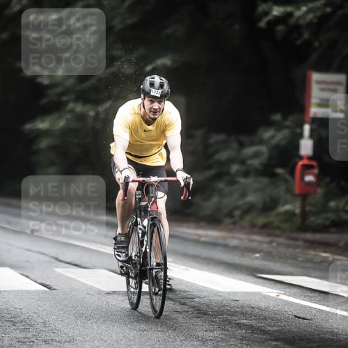 13.09.2026 - Stadtparktriathlon H.Heesch http://msf.ph/oto/10314676 13.09.2026 12:57:16 Radfahren 1265, 1284, 1301, 1333, 1338, 1346 meine-sportfotos.de