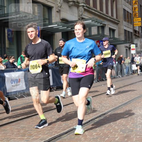 13.09.2026 - 21. swb-Marathon Bremen Strokosch-Dieckow http://msf.ph/oto/10314689 13.09.2026 10:56:36 Ziel 10157, 10408, 10486, 10540, 10610, 10771, 10772, 10888, 11000, 11064, 11079, 11328, 11474, 11872, 11946, 12032, 12284, 12434, 10184, 10211, 10240, 10322, 10356, 10372, 10540, 10670, 10675, 10721, 10824, 10844, 10936, 11069, 11256, 11317, 11349, 11407, 11474, 11570, 11601, 11693, 11795, 11844, 11855, 11871, 11911, 11996, 12452, 12543 meine-sportfotos.de