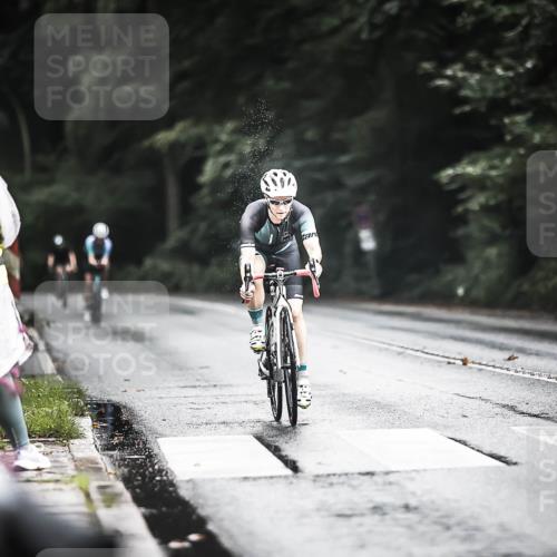 13.09.2026 - Stadtparktriathlon H.Heesch http://msf.ph/oto/10314734 13.09.2026 11:50:02 Radfahren 730, 792, 820, 922 meine-sportfotos.de
