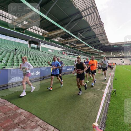 13.09.2026 - 21. swb-Marathon Bremen Michael Burmester http://msf.ph/oto/10314763 13.09.2026 13:10:36 Laufen im Stadion 164, 265, 373, 383, 391, 448, 532, 563, 581, 813, 869, 898, 984, 1072, 1180, 1738, 1855, 1867, 1894, 1967, 2202, 2208, 2232, 2268, 2284, 2299, 2330, 2333, 2339, 2342, 2432, 2443, 2471, 2525, 2530, 2531, 2553, 2573, 2589, 2594, 2654, 2669, 2682, 2714, 2717, 2784, 2785, 2819, 2836, 2920, 2931, 2932, 3026, 3032, 3063, 3086, 3089, 3122, 3159, 3174, 3207, 3208, 3291, 3316, 3333, 3352, 3370, 3398, 3409, 3410, 3437, 3470, 3707, 3769, 3857, 109, 800 meine-sportfotos.de