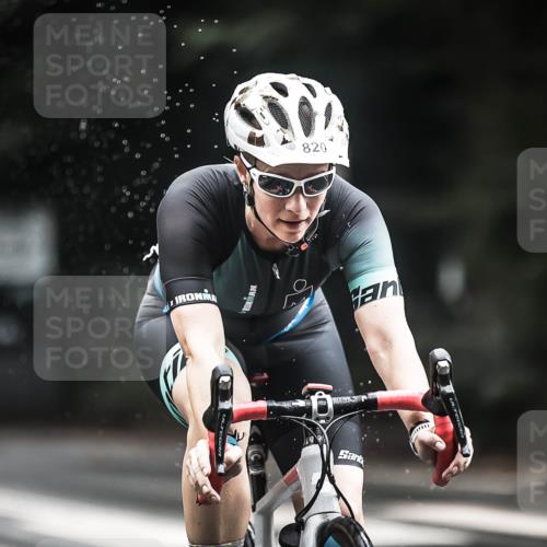 13.09.2026 - Stadtparktriathlon H.Heesch http://msf.ph/oto/10314774 13.09.2026 11:50:04 Radfahren 814, 820 meine-sportfotos.de
