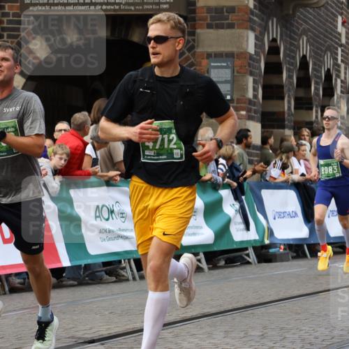 13.09.2026 - 21. swb-Marathon Bremen Strokosch-Dieckow http://msf.ph/oto/10314777 13.09.2026 13:05:59 Ziel 1017, 1301, 1562, 1879, 2538, 3242, 3271, 4157, 5199, 5725, 6025, 6579, 7141, 8973, 681, 3297, 3466, 4614, 5803, 6686, 7336, 8670, 8983, 9429 meine-sportfotos.de