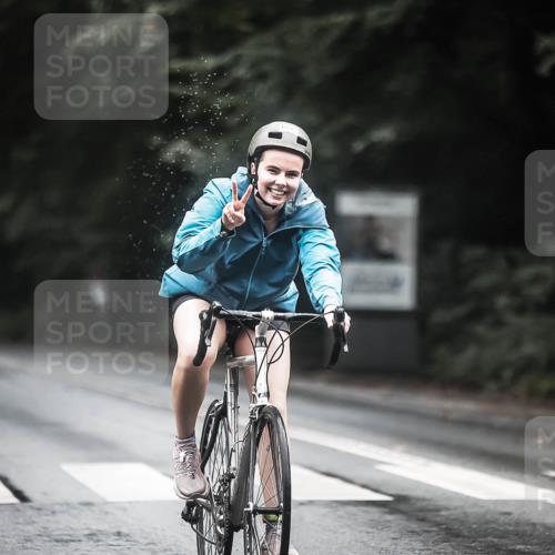 13.09.2026 - Stadtparktriathlon H.Heesch http://msf.ph/oto/10314882 13.09.2026 12:57:31 Radfahren 1091, 1127, 1283, 1392 meine-sportfotos.de
