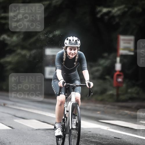 13.09.2026 - Stadtparktriathlon H.Heesch http://msf.ph/oto/10314927 13.09.2026 12:57:35 Radfahren 1091, 1135, 1283, 1392 meine-sportfotos.de