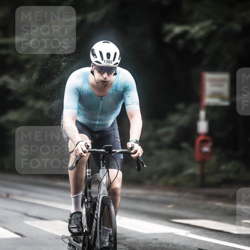 13.09.2026 - Stadtparktriathlon H.Heesch http://msf.ph/oto/10314974 13.09.2026 12:57:37 Radfahren 1091, 1135, 1283, 1392 meine-sportfotos.de
