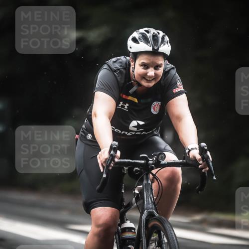 13.09.2026 - Stadtparktriathlon H.Heesch http://msf.ph/oto/10315037 13.09.2026 12:57:41 Radfahren 1135, 1306, 1374, 1392, 1409 meine-sportfotos.de