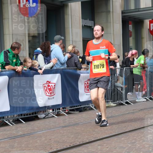 13.09.2026 - 21. swb-Marathon Bremen Strokosch-Dieckow http://msf.ph/oto/10315080 13.09.2026 10:56:47 Ziel 10157, 10166, 10408, 10578, 10610, 10687, 10700, 10772, 10969, 11000, 11079, 11236, 11292, 11328, 11484, 11667, 11946, 12032, 12263, 12382, 12383, 10240, 10356, 10372, 10486, 10540, 10675, 10721, 10771, 10824, 10888, 10936, 11064, 11069, 11349, 11407, 11474, 11601, 11844, 11855, 11871, 11872, 11911, 11996, 12284, 12434, 12543 meine-sportfotos.de