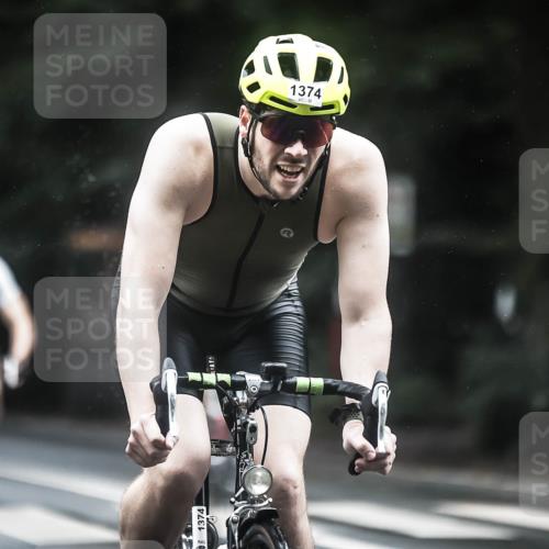 13.09.2026 - Stadtparktriathlon H.Heesch http://msf.ph/oto/10315098 13.09.2026 12:57:45 Radfahren 1135, 1306, 1374, 1409 meine-sportfotos.de