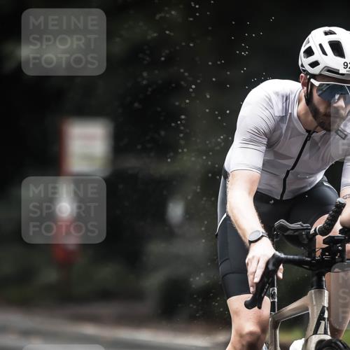13.09.2026 - Stadtparktriathlon H.Heesch http://msf.ph/oto/10315099 13.09.2026 11:50:25 Radfahren 908, 924 meine-sportfotos.de