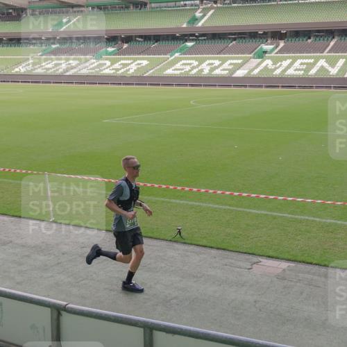 13.09.2026 - 21. swb-Marathon Bremen Michael Burmester http://msf.ph/oto/10315109 13.09.2026 12:49:33 Laufen im Stadion 382, 469, 524, 572, 663, 670, 779, 826, 899, 1349, 1513, 1517, 1605, 1723, 1748, 1872, 1925, 2052, 2287, 2288, 2291, 2347, 2360, 2605, 2750, 2844, 2909, 3043, 3110, 3127, 3197, 3276, 3330, 3625, 3647, 3910, 3973, 4033, 4082, 4247, 4384, 4712, 4732, 4743, 4852, 4898, 4990, 5111, 5377, 5383, 5424, 5517, 5570, 5585, 5594, 5636, 5648, 6058, 6267, 6652, 6692, 6842, 6906, 6951, 7064, 7109, 7115, 7121, 7399, 7636, 7876, 8706, 8877, 8973, 8981, 9035, 9429, 13091 meine-sportfotos.de
