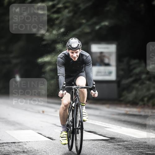 13.09.2026 - Stadtparktriathlon H.Heesch http://msf.ph/oto/10315118 13.09.2026 11:50:30 Radfahren 888, 908, 924, 937 meine-sportfotos.de