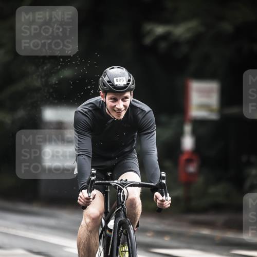 13.09.2026 - Stadtparktriathlon H.Heesch http://msf.ph/oto/10315153 13.09.2026 11:50:30 Radfahren 888, 908, 924, 937 meine-sportfotos.de