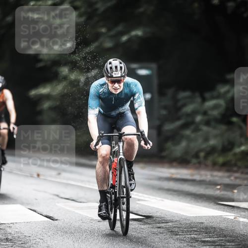 13.09.2026 - Stadtparktriathlon H.Heesch http://msf.ph/oto/10315189 13.09.2026 11:50:34 Radfahren 751, 878, 888, 908, 920, 937 meine-sportfotos.de