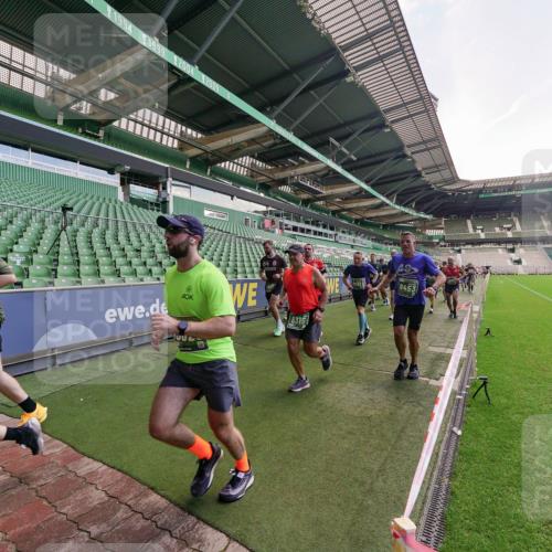 13.09.2026 - 21. swb-Marathon Bremen Michael Burmester http://msf.ph/oto/10315190 13.09.2026 13:11:19 Laufen im Stadion 265, 373, 581, 703, 843, 869, 984, 1113, 1180, 1226, 1435, 1738, 1849, 1851, 1855, 1867, 1894, 1936, 1952, 1967, 2202, 2248, 2268, 2281, 2284, 2299, 2330, 2333, 2339, 2342, 2353, 2375, 2377, 2426, 2432, 2443, 2530, 2531, 2553, 2589, 2654, 2659, 2669, 2673, 2682, 2714, 2784, 2785, 2804, 2819, 2822, 2836, 2850, 2907, 2920, 2932, 2976, 3026, 3027, 3063, 3079, 3082, 3086, 3089, 3122, 3159, 3174, 3207, 3208, 3308, 3328, 3349, 3352, 3370, 3409, 3410, 3442, 3470, 800 meine-sportfotos.de