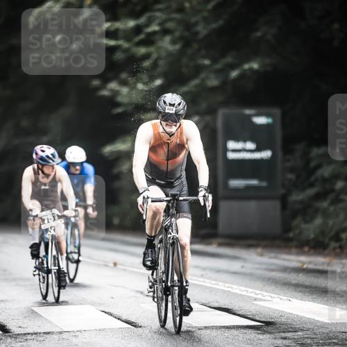13.09.2026 - Stadtparktriathlon H.Heesch http://msf.ph/oto/10315217 13.09.2026 11:50:35 Radfahren 751, 821, 878, 888, 908, 920, 937 meine-sportfotos.de