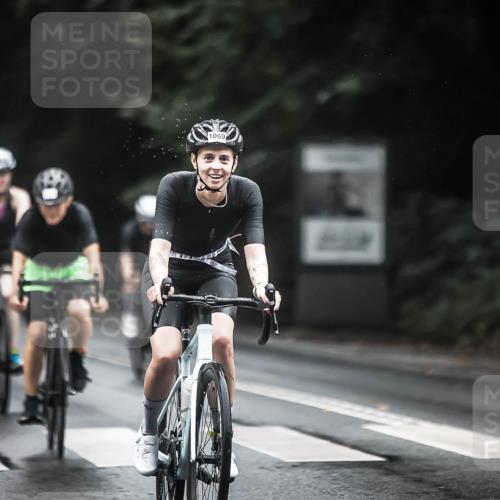 13.09.2026 - Stadtparktriathlon H.Heesch http://msf.ph/oto/10315239 13.09.2026 12:58:03 Radfahren 1069, 1116, 1263, 1407 meine-sportfotos.de