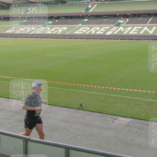 13.09.2026 - 21. swb-Marathon Bremen Michael Burmester http://msf.ph/oto/10315258 13.09.2026 12:49:50 Laufen im Stadion 469, 524, 572, 663, 670, 779, 826, 899, 1349, 1513, 1517, 1605, 1723, 1748, 1998, 2052, 2130, 2287, 2288, 2291, 2347, 2360, 2605, 2750, 2909, 3043, 3110, 3197, 3276, 3330, 3625, 3647, 3973, 4033, 4082, 4247, 4384, 4732, 4743, 4852, 4888, 4898, 4990, 5111, 5314, 5377, 5383, 5424, 5517, 5570, 5585, 5594, 5620, 5636, 5648, 6267, 6652, 6668, 6692, 6842, 6901, 6906, 6951, 7064, 7109, 7115, 7121, 7636, 7876, 8877, 9035, 13091 meine-sportfotos.de