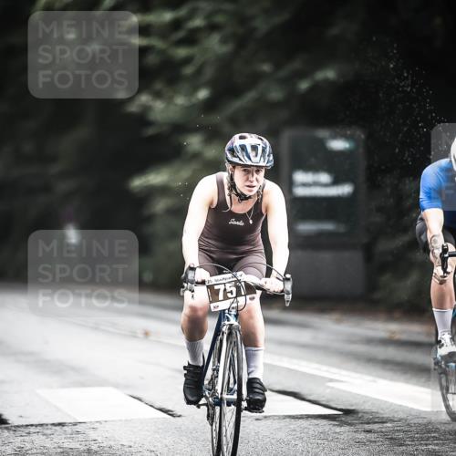 13.09.2026 - Stadtparktriathlon H.Heesch http://msf.ph/oto/10315271 13.09.2026 11:50:36 Radfahren 726, 751, 805, 821, 878, 888, 908, 920, 937 meine-sportfotos.de