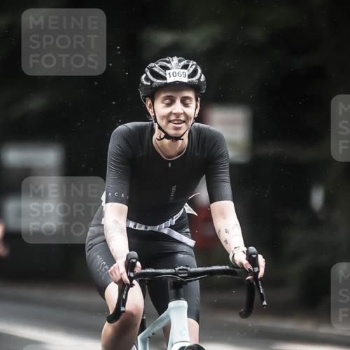 13.09.2026 - Stadtparktriathlon H.Heesch http://msf.ph/oto/10315280 13.09.2026 12:58:04 Radfahren 1069, 1116, 1210, 1263, 1407 meine-sportfotos.de