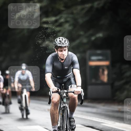 13.09.2026 - Stadtparktriathlon H.Heesch http://msf.ph/oto/10315320 13.09.2026 11:50:39 Radfahren 726, 751, 805, 821, 878, 888, 920, 937 meine-sportfotos.de
