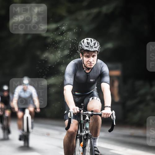 13.09.2026 - Stadtparktriathlon H.Heesch http://msf.ph/oto/10315328 13.09.2026 11:50:39 Radfahren 726, 751, 805, 821, 878, 888, 920, 937 meine-sportfotos.de