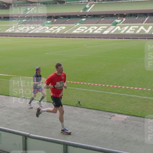 13.09.2026 - 21. swb-Marathon Bremen Michael Burmester http://msf.ph/oto/10315345 13.09.2026 12:50:03 Laufen im Stadion 469, 524, 572, 663, 670, 779, 899, 1513, 1517, 1605, 1723, 1748, 1998, 2052, 2130, 2287, 2288, 2291, 2295, 2347, 2360, 2444, 2750, 2909, 3043, 3197, 3276, 3330, 3625, 3647, 3808, 3973, 4023, 4033, 4082, 4247, 4368, 4384, 4559, 4732, 4743, 4852, 4888, 4898, 4990, 5066, 5111, 5155, 5314, 5377, 5383, 5424, 5517, 5532, 5570, 5585, 5594, 5620, 5627, 5636, 5648, 6267, 6471, 6652, 6668, 6692, 6842, 6901, 6906, 7109, 7115, 7121, 7876, 9035, 13091 meine-sportfotos.de