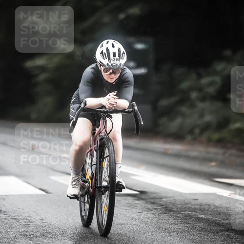 13.09.2026 - Stadtparktriathlon H.Heesch http://msf.ph/oto/10315349 13.09.2026 12:58:10 Radfahren 1116, 1210, 1244, 1263, 1352, 1359, 1385, 1407 meine-sportfotos.de