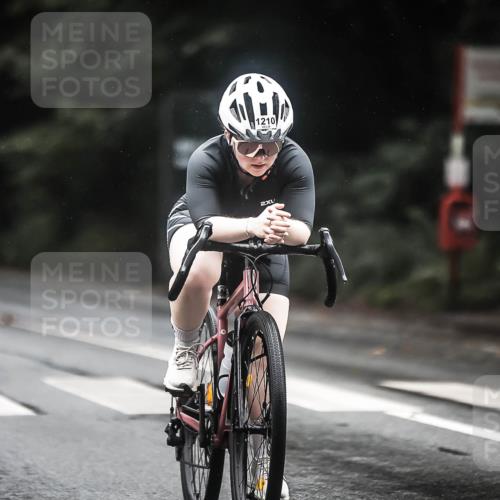 13.09.2026 - Stadtparktriathlon H.Heesch http://msf.ph/oto/10315360 13.09.2026 12:58:10 Radfahren 1116, 1210, 1244, 1263, 1352, 1359, 1385, 1407 meine-sportfotos.de