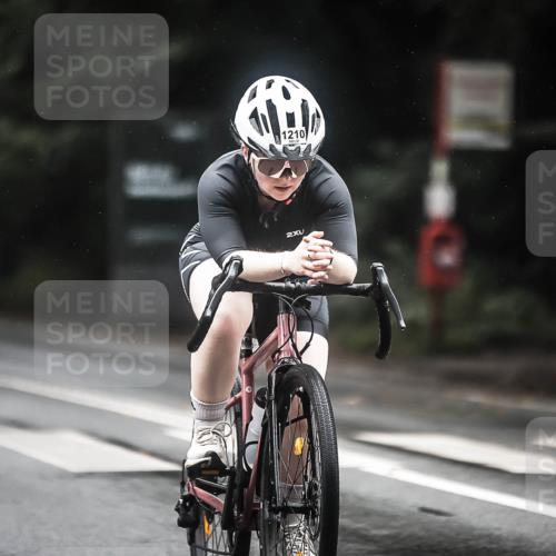 13.09.2026 - Stadtparktriathlon H.Heesch http://msf.ph/oto/10315367 13.09.2026 12:58:10 Radfahren 1116, 1210, 1244, 1263, 1352, 1359, 1385, 1407 meine-sportfotos.de