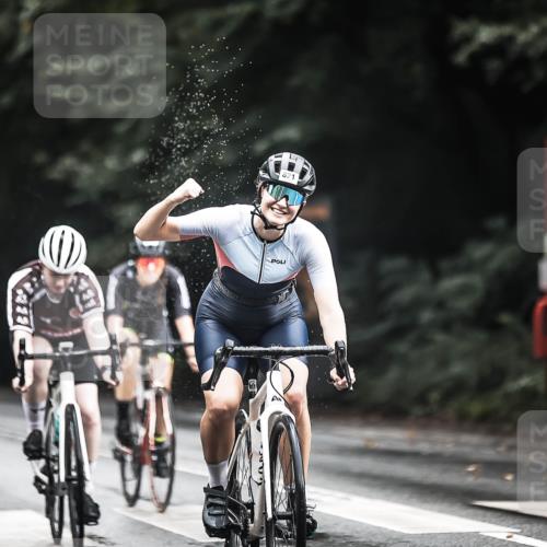 13.09.2026 - Stadtparktriathlon H.Heesch http://msf.ph/oto/10315370 13.09.2026 11:50:41 Radfahren 726, 751, 805, 821, 822, 878, 888, 920 meine-sportfotos.de