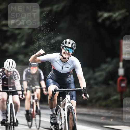 13.09.2026 - Stadtparktriathlon H.Heesch http://msf.ph/oto/10315381 13.09.2026 11:50:41 Radfahren 726, 751, 805, 821, 822, 878, 888, 920 meine-sportfotos.de