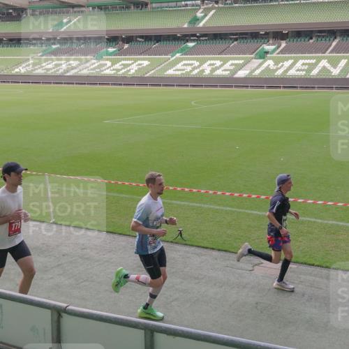 13.09.2026 - 21. swb-Marathon Bremen Michael Burmester http://msf.ph/oto/10315385 13.09.2026 12:50:04 Laufen im Stadion 469, 524, 572, 663, 670, 779, 899, 1513, 1517, 1605, 1723, 1748, 1998, 2052, 2130, 2287, 2288, 2291, 2295, 2347, 2360, 2442, 2444, 2750, 2909, 3043, 3197, 3276, 3330, 3625, 3647, 3808, 3973, 4023, 4033, 4082, 4247, 4368, 4384, 4559, 4732, 4743, 4852, 4888, 4898, 4990, 5066, 5111, 5155, 5314, 5377, 5383, 5424, 5517, 5532, 5570, 5585, 5594, 5620, 5627, 5636, 5648, 6267, 6471, 6652, 6668, 6692, 6842, 6901, 6906, 7109, 7115, 7121, 7876, 9035, 13091 meine-sportfotos.de