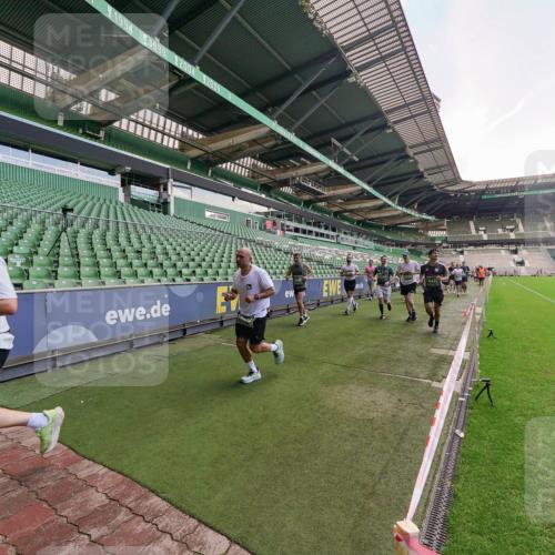 13.09.2026 - 21. swb-Marathon Bremen Michael Burmester http://msf.ph/oto/10315399 13.09.2026 13:11:37 Laufen im Stadion 265, 373, 581, 703, 843, 984, 1113, 1226, 1435, 1738, 1849, 1851, 1855, 1894, 1936, 1952, 1967, 2202, 2248, 2268, 2281, 2284, 2299, 2330, 2333, 2336, 2339, 2342, 2353, 2375, 2377, 2398, 2426, 2432, 2443, 2531, 2589, 2654, 2659, 2669, 2673, 2682, 2784, 2804, 2819, 2822, 2836, 2850, 2907, 2932, 2976, 3026, 3027, 3079, 3082, 3089, 3122, 3143, 3159, 3174, 3207, 3208, 3308, 3328, 3349, 3352, 3370, 3409, 3410, 3442, 3470, 800 meine-sportfotos.de