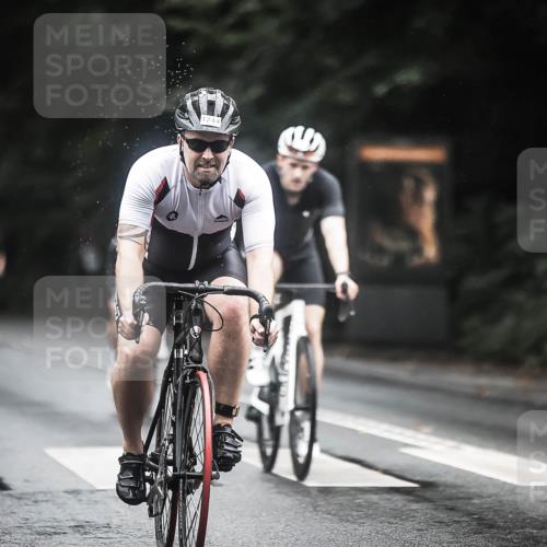 13.09.2026 - Stadtparktriathlon H.Heesch http://msf.ph/oto/10315400 13.09.2026 12:58:13 Radfahren 1210, 1244, 1278, 1352, 1359, 1385, 1420 meine-sportfotos.de